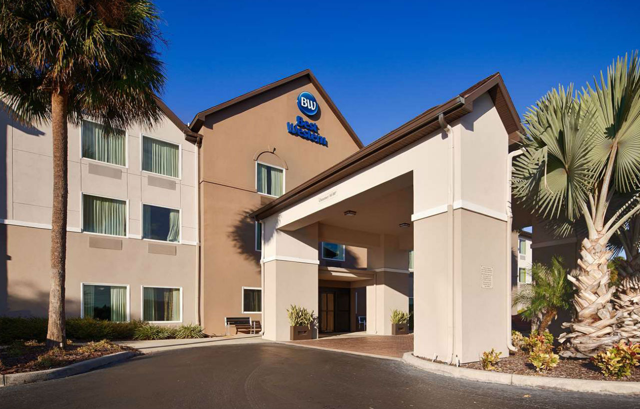 Western & Hotel Auburndale