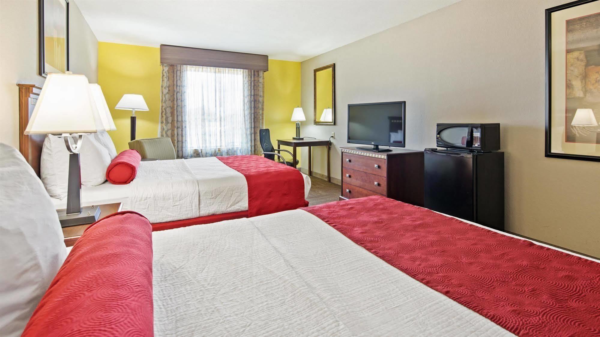 Western & Hotel Auburndale